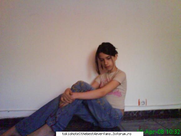 deeutza--> ne cunoastem dupa clasa a2a de cand s`a mutat la noi la scoala :nod: ma best friends